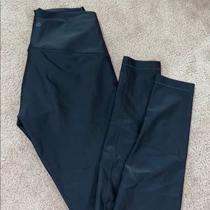 Black lulu lemon leggings